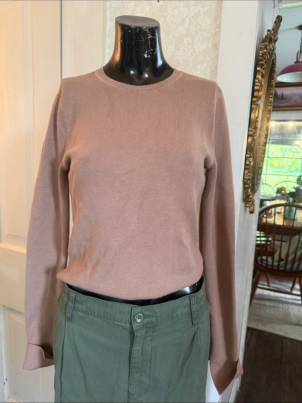 Abercrombie & Fitch Latte Colored Crewneck Fitted Sweater Sz Medium